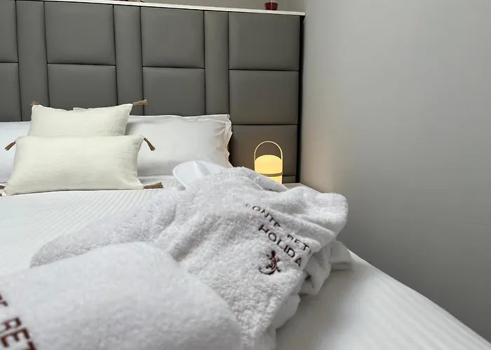 Fonte Retreat Premium Feriehus Sandim